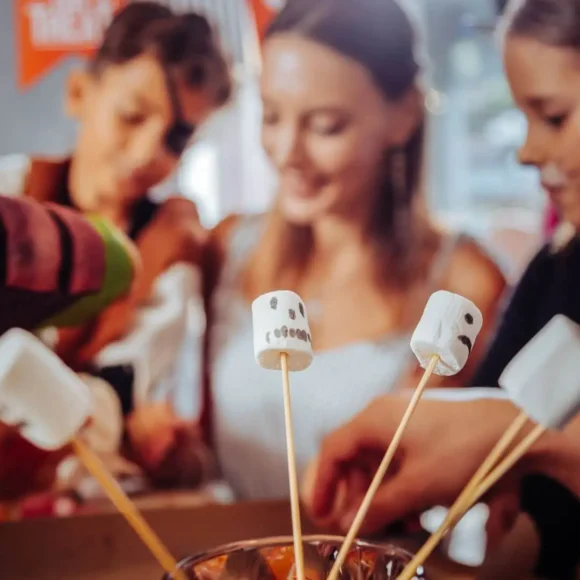Spaghetti Tower Marshmallow Challenge